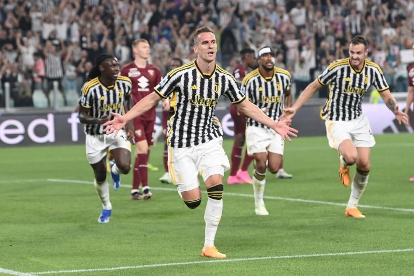 Arkadiusz Milik Returns to Juventus Training After 553 Days Away